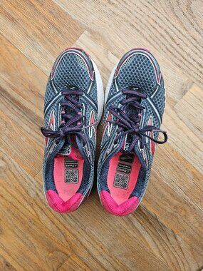 Brooks Ghost 6 running shoes